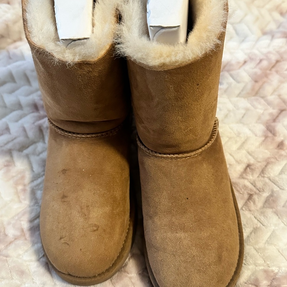 UGG Bailey Bow II Boot Chestnut